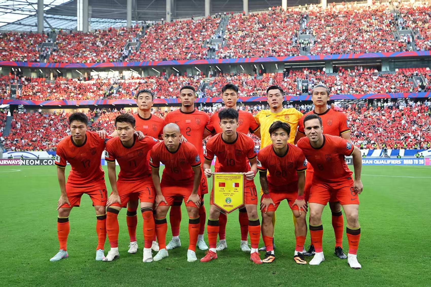 开云·体育-37名阿根廷归化！马来西亚学习印尼，亚洲足球变天！国足该咋办？的简单介绍